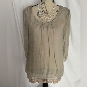 Prontomoda Giusy from Italy 100% silk, lace accent tunic blouse size small